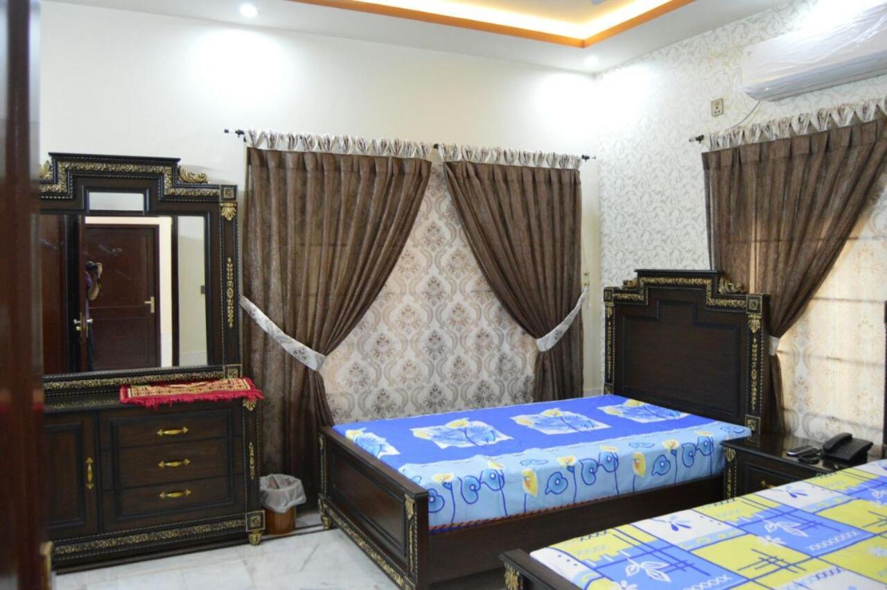 Patel Residency Guest House Карачі Екстер'єр фото