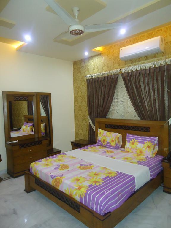 Patel Residency Guest House Карачі Екстер'єр фото